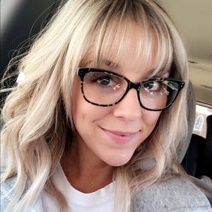 Meet your Posher, Stefanie